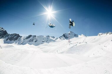 Freestyle-Action in drei Snowparks am Kitzsteinhorn | © Kitzsteinhorn
